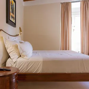 Repetita Juvant Bed & Breakfast Roma
